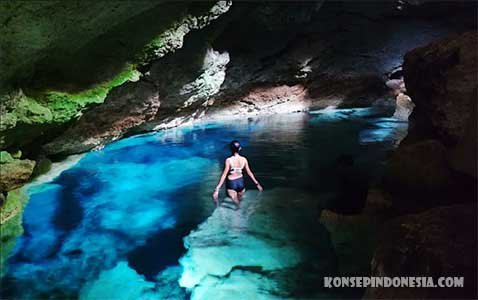 Destinasi Wisata Air di Kupang - Kolam Biru Destinasi Wisata Air di Kupang - Kolam Biru